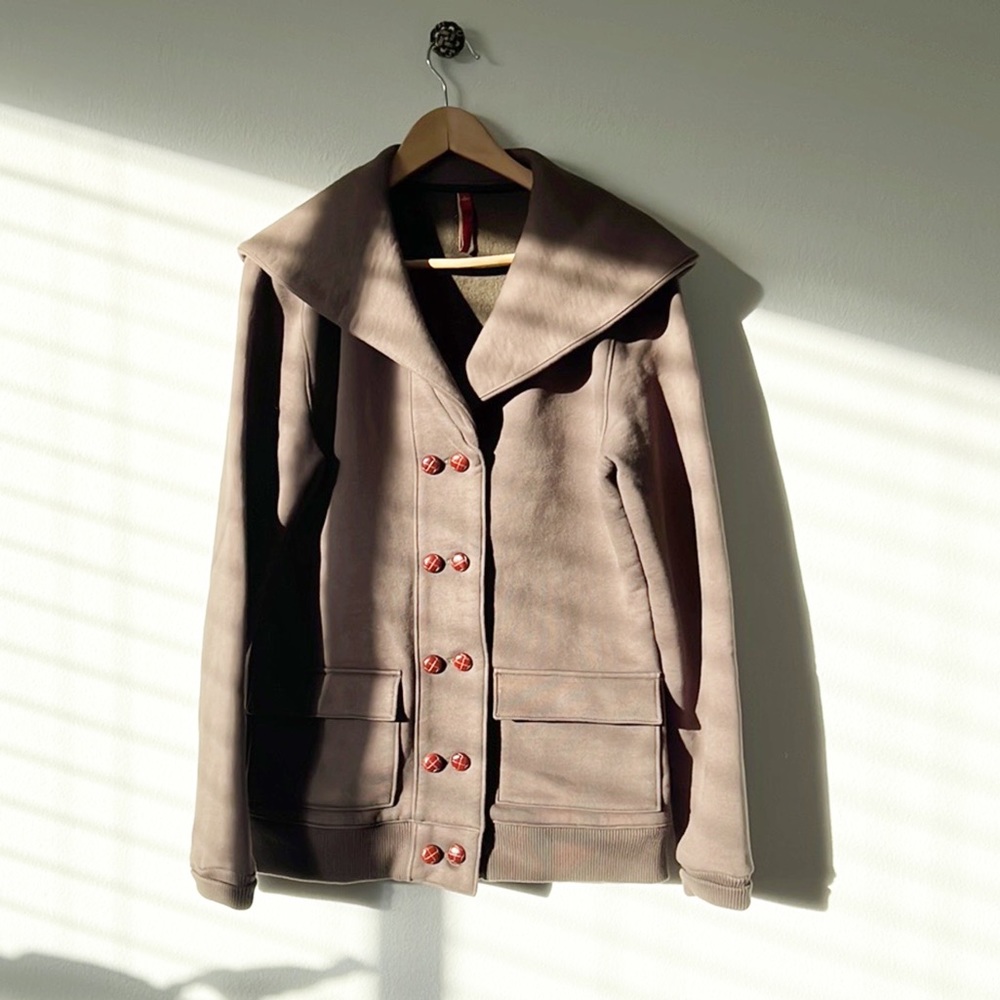 Sameunderneath is people Organic High Quality Brown Toggle Buttons Cardigan